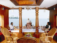 inside house boat